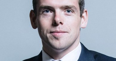 NEWS STORY : Douglas Ross Resigns as Leader of the Scottish Conservatives